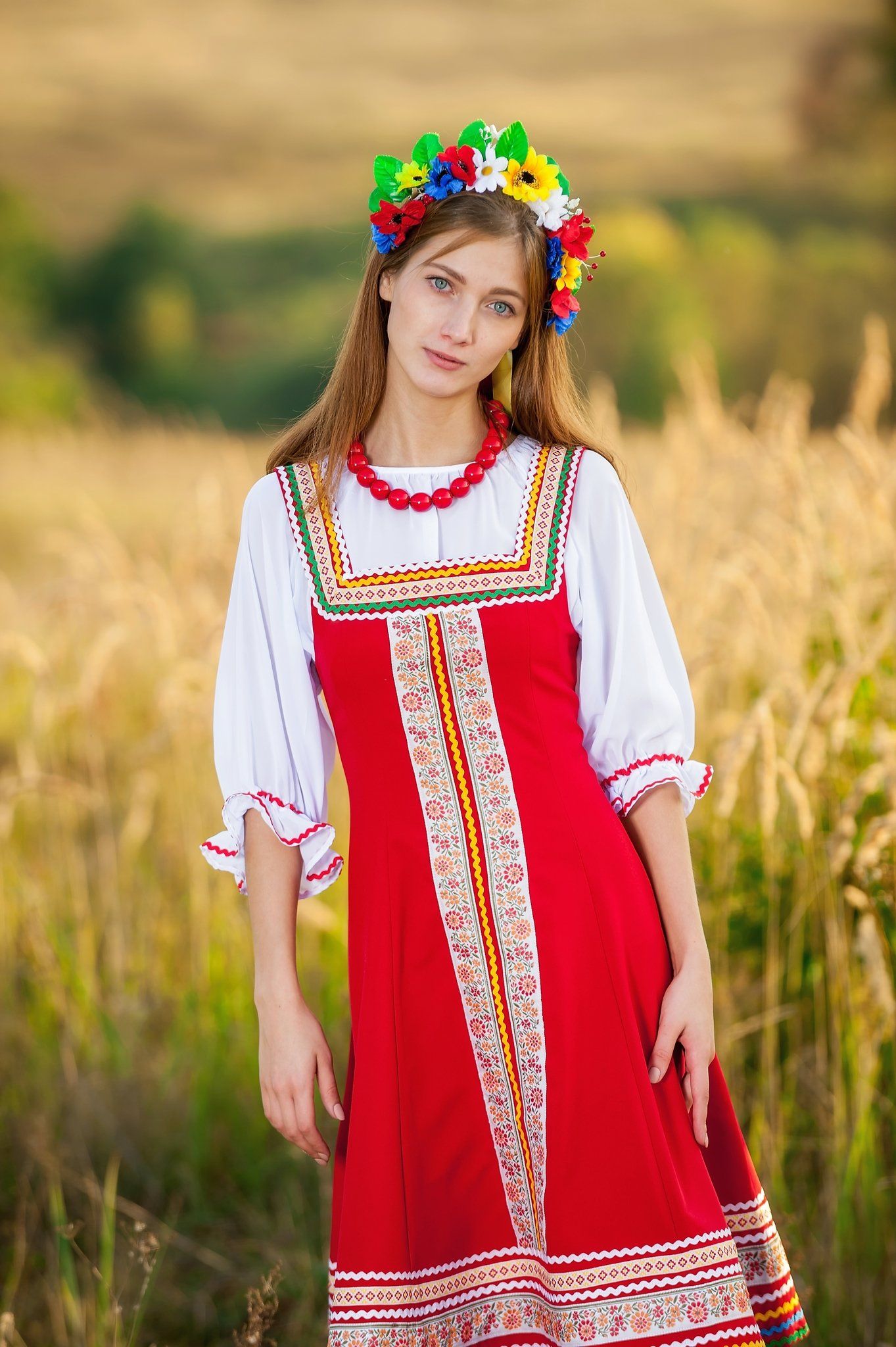 Women in Slavic costumes in Huaybei