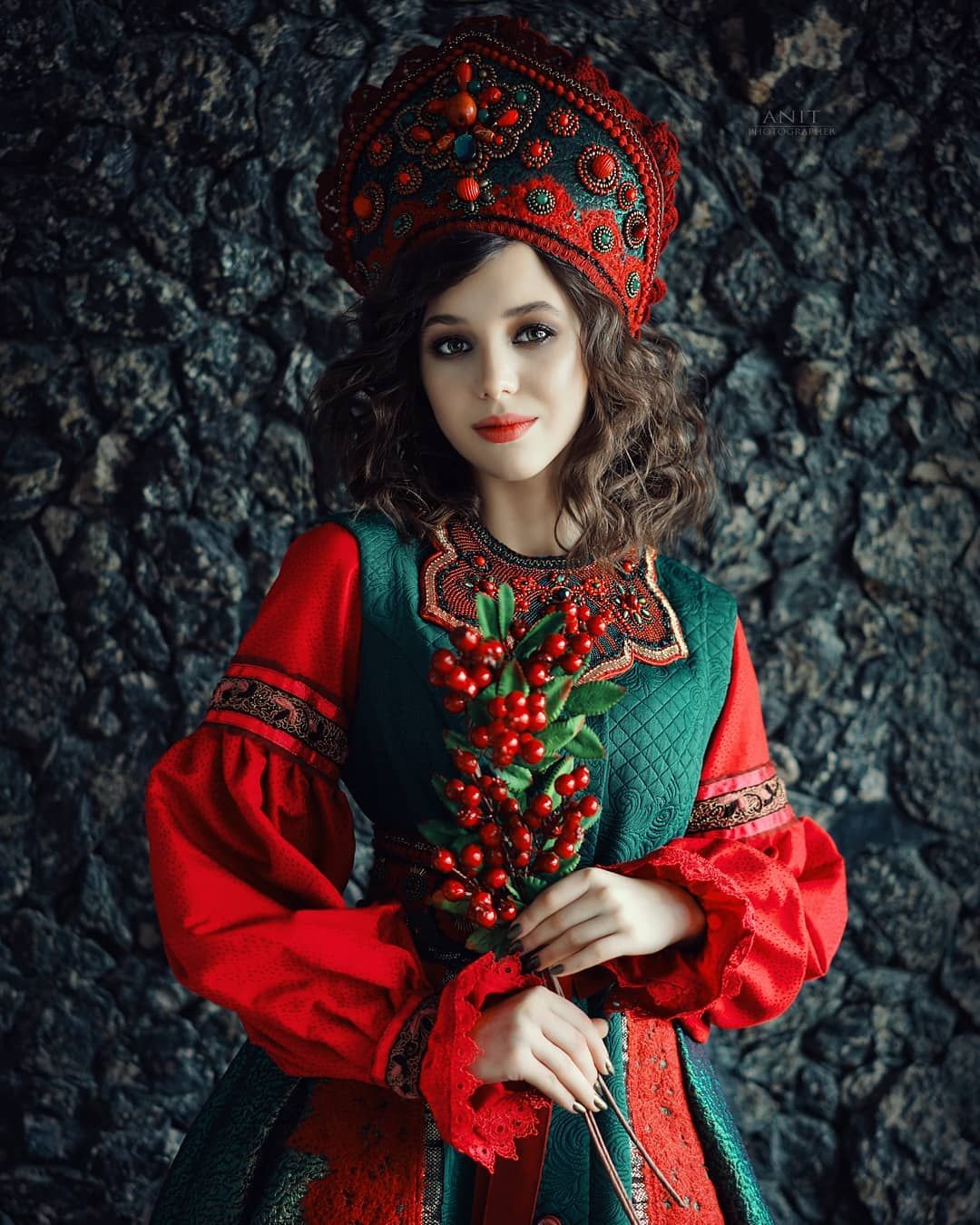 Nude girl Women in Slavic costumes in Huaybei