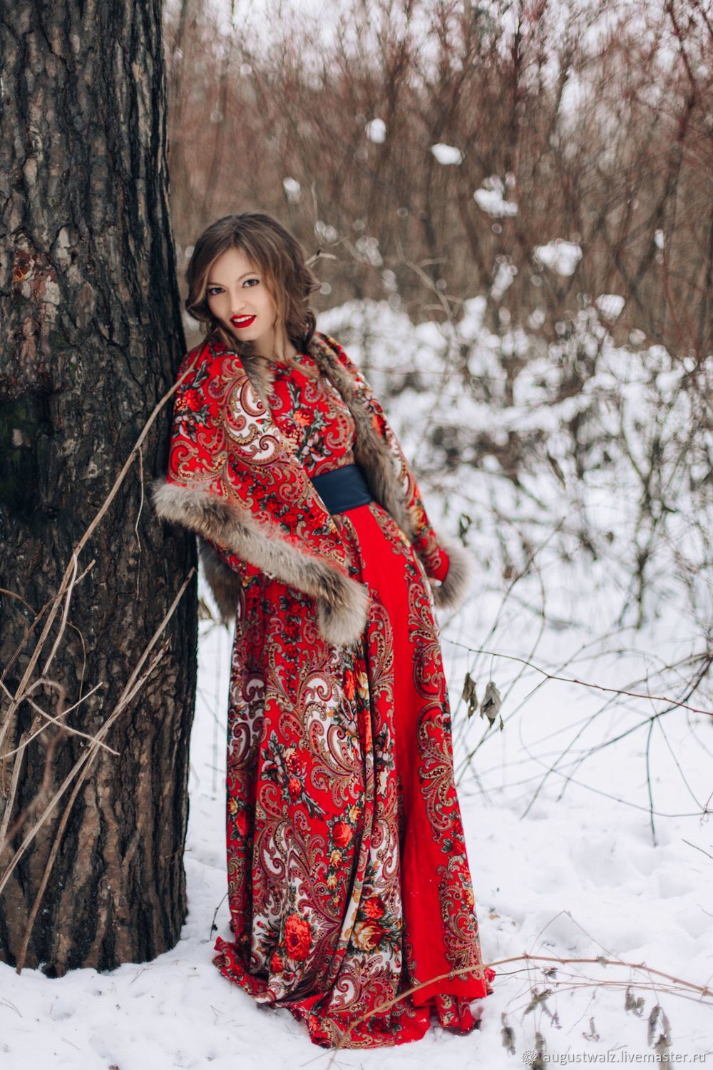 Photo Girls in Slavic costumes in Huaybei